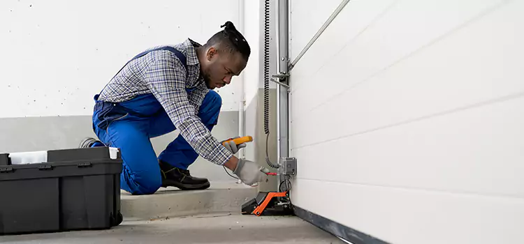 Expert Solutions for Every Garage Lock Need in Town n Country, FL